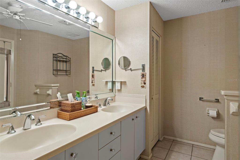 2102 Springmeadow Drive Spring Hill, FL 34606 - Photo 20 of 41 Gallery Image 20