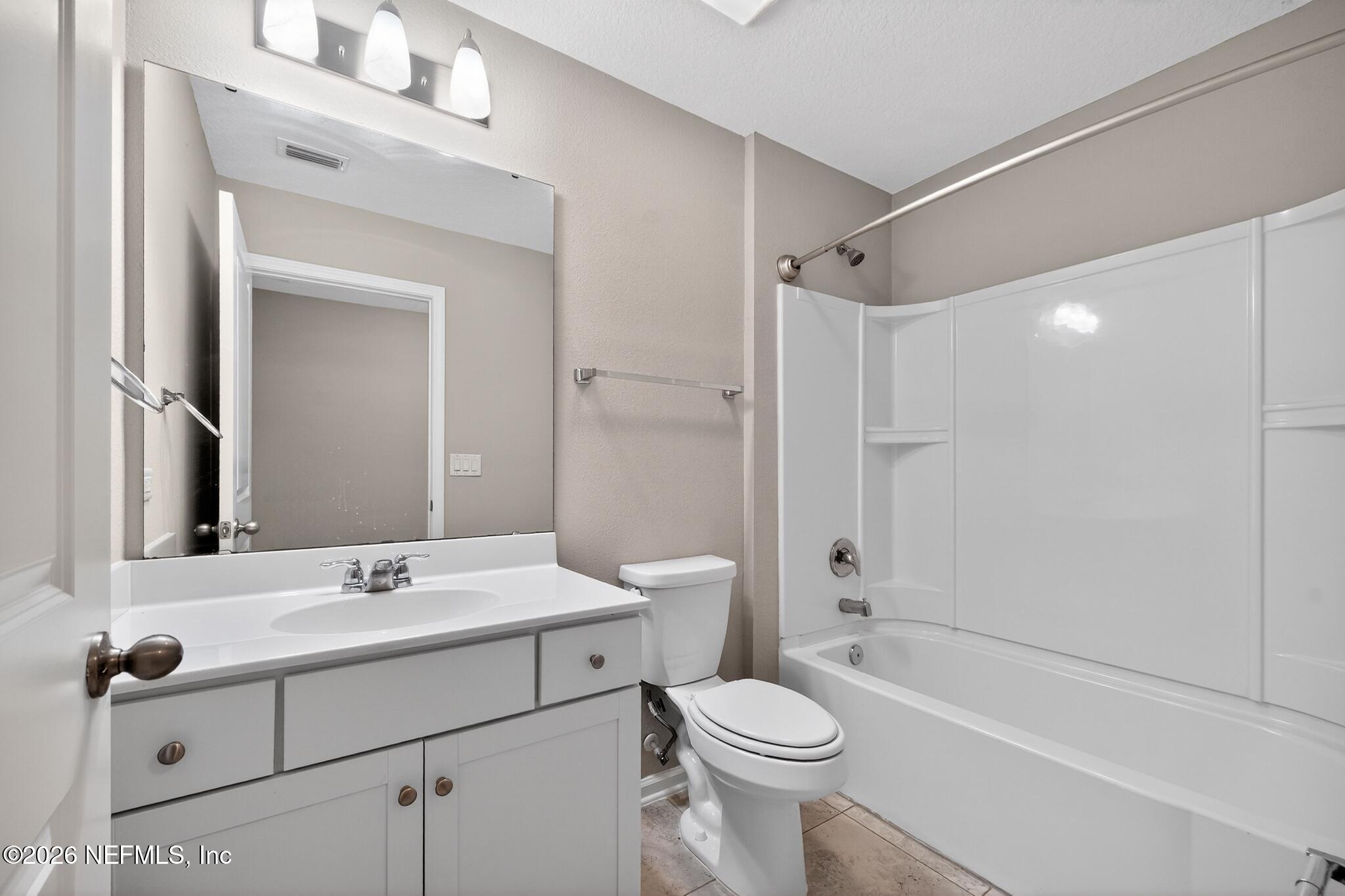 4818 Morning Rise Circle Jacksonville, FL 32218 - Photo 14 of 33 26_4818_Morning_Rise_Cir-Bathroom-5--1