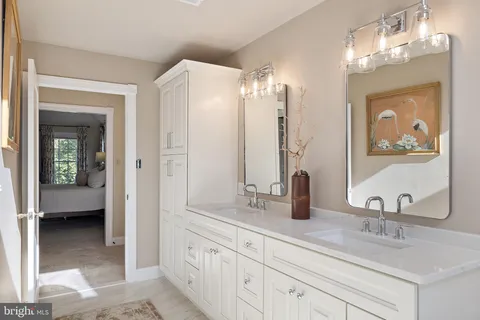 $1,500,000 | 10 Pheasants Ridge North, Wilmington, DE 19807