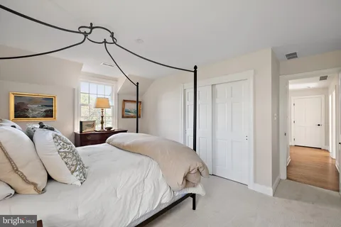 $1,500,000 | 10 Pheasants Ridge North, Wilmington, DE 19807