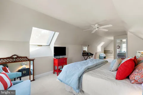 $1,500,000 | 10 Pheasants Ridge North, Wilmington, DE 19807