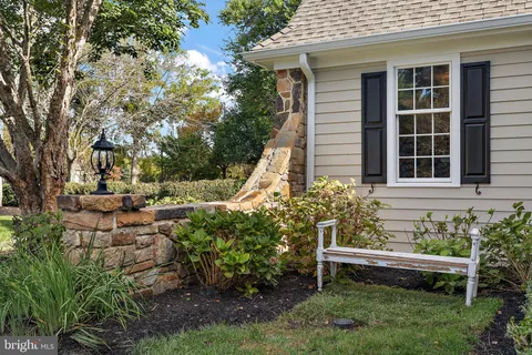 $1,500,000 | 10 Pheasants Ridge North, Wilmington, DE 19807