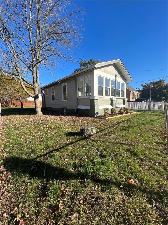 45 Jutras Street Pawtucket, RI 02861 - Photo 2 of 11