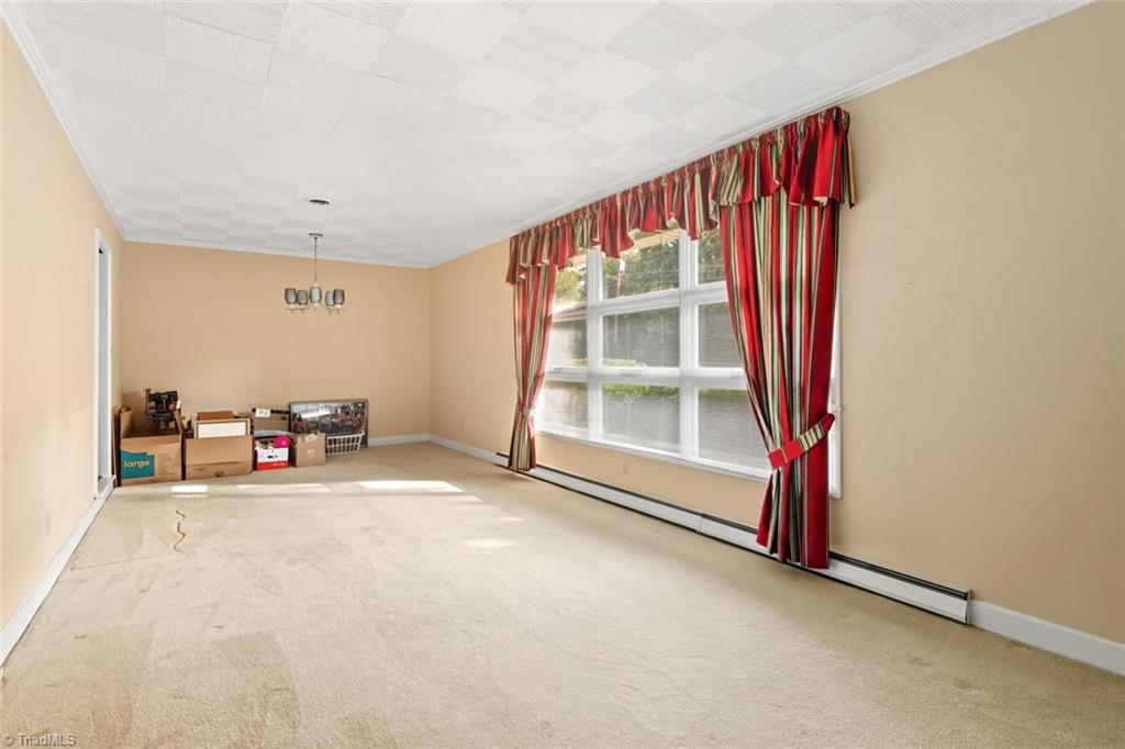 207 Forest Drive Graham, NC 27253 - Photo 18 of 34 View of DR from LR.