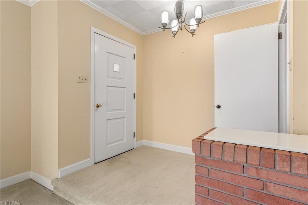 207 Forest Drive Graham, NC 27253 - Photo 20 of 34 Entryway.