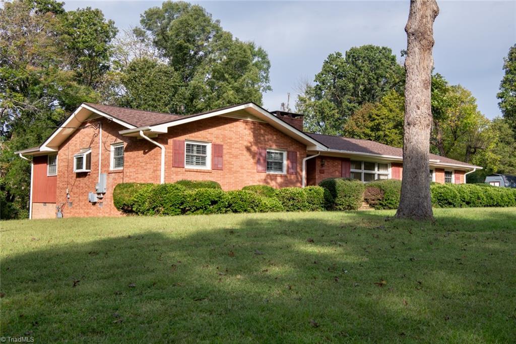 207 Forest Drive Graham, NC 27253 - Photo 3 of 34 Front Side View.