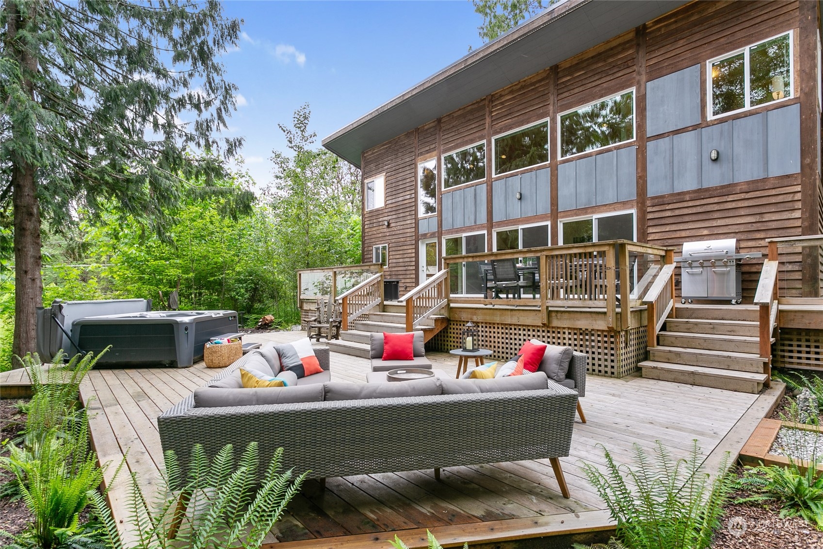11077 Alpine Road Glacier, WA 98244 - Photo 2 of 40 Gallery Image 2