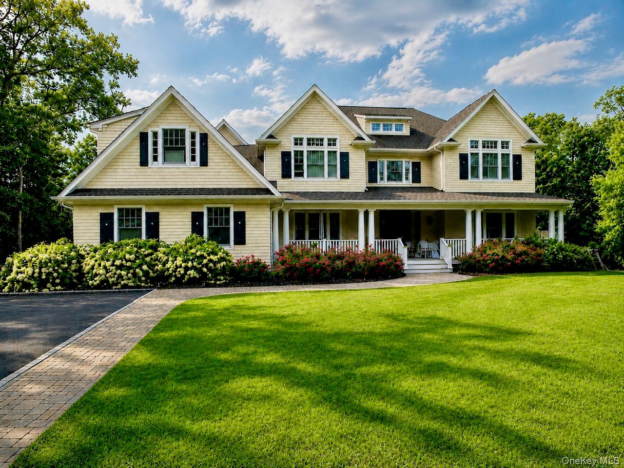 1330 Ridge Road Syosset, NY 11791 - Photo 2 of 12 1330 Ridge Rd.Laurel Hollow