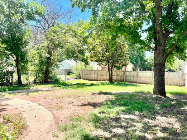 $72,000 | 419 East C Avenue, Kingman, KS 67068