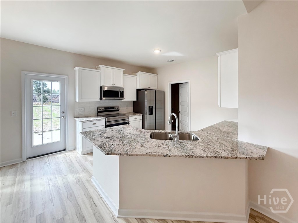 1118 Buckhead Loop Southeast Allenhurst, GA 31301 - Photo 3 of 18