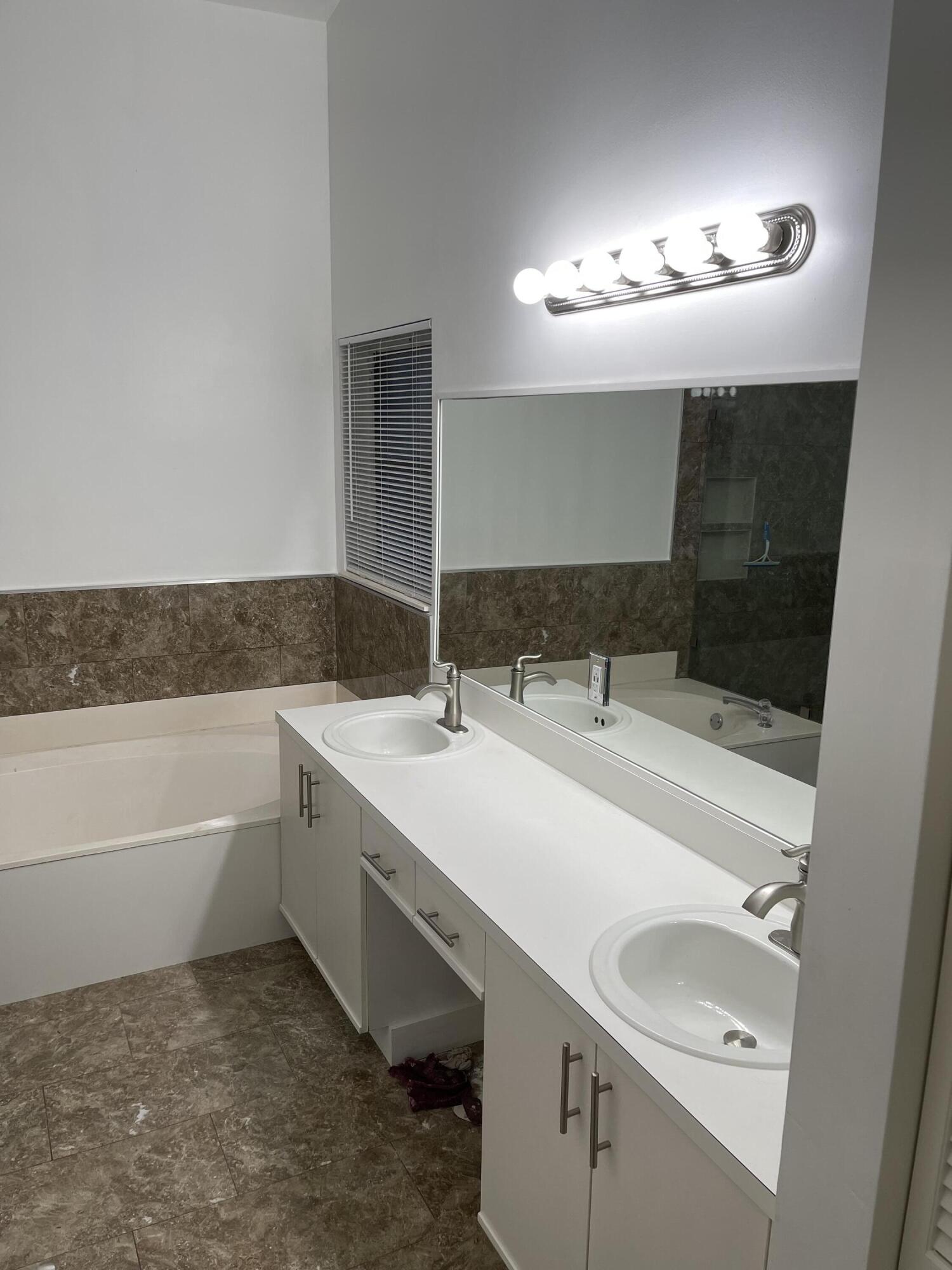 10482 Mateo Court Boca Raton, FL 33498 - Photo 22 of 25 IMG_8277
