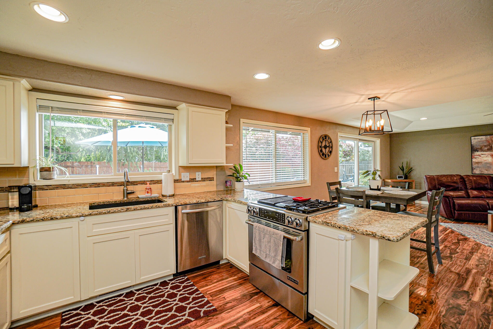 2840 Lone Pine Road Medford, OR 97504 - Photo 19 of 37 DSC09604