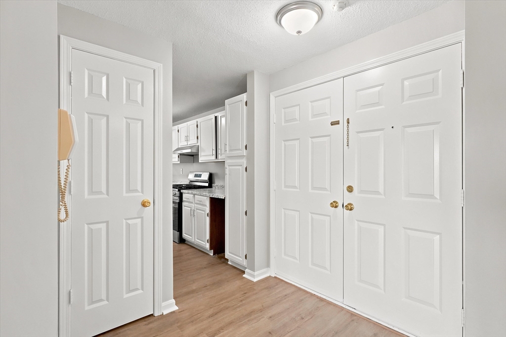 255 North Road, Unit 158 Chelmsford, MA 01824 - Photo 9 of 39
