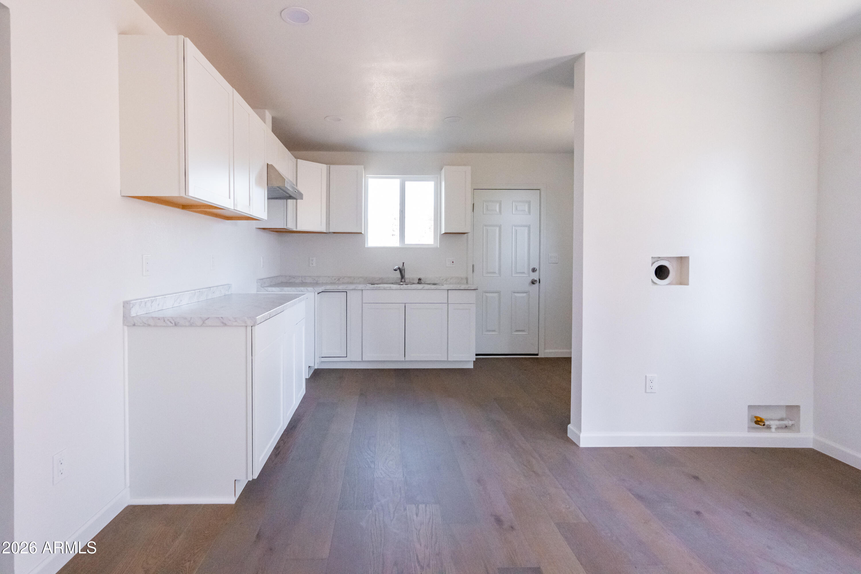 1524 Idylwild Road Prescott, AZ 86305 - Photo 6 of 17 DSC00078