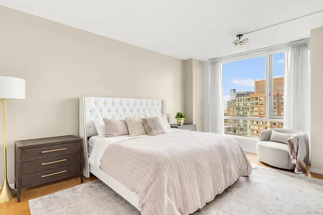 $15,950 | 200 Chambers Street, Unit 22C | TriBeCa