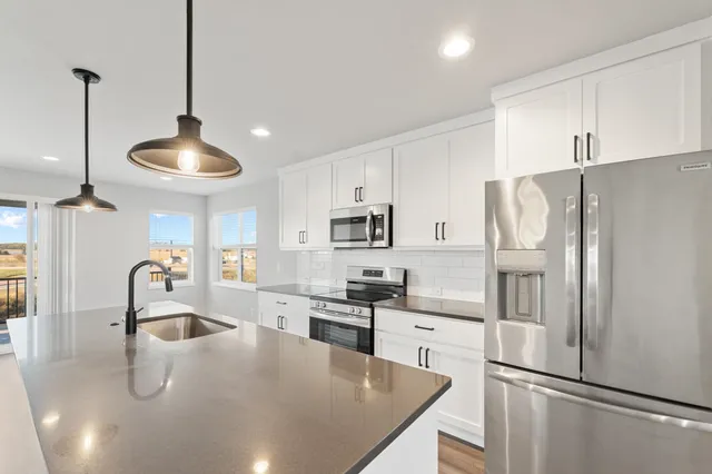 $432,000 | 2401 Wildcat Drive, Fitchburg, WI 53711