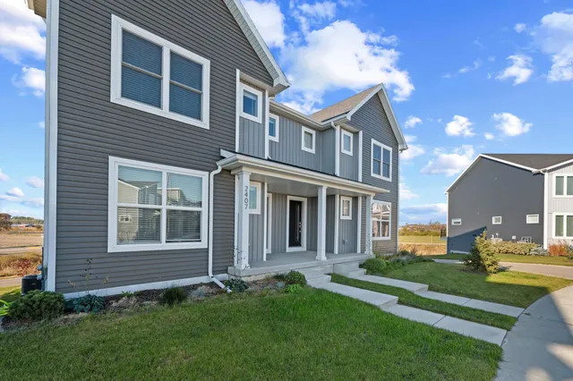 $432,000 | 2401 Wildcat Drive, Fitchburg, WI 53711