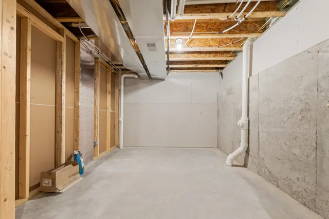 $432,000 | 2401 Wildcat Drive, Fitchburg, WI 53711