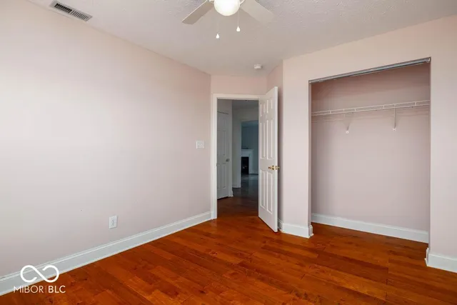 $400,000 | 11517 Moss Rock Court, Fishers, IN 46037