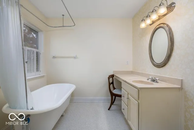 $400,000 | 11517 Moss Rock Court, Fishers, IN 46037