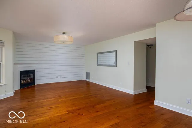 $400,000 | 11517 Moss Rock Court, Fishers, IN 46037