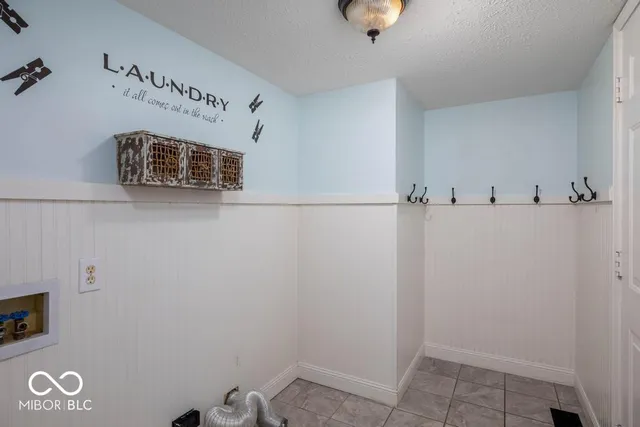 $400,000 | 11517 Moss Rock Court, Fishers, IN 46037