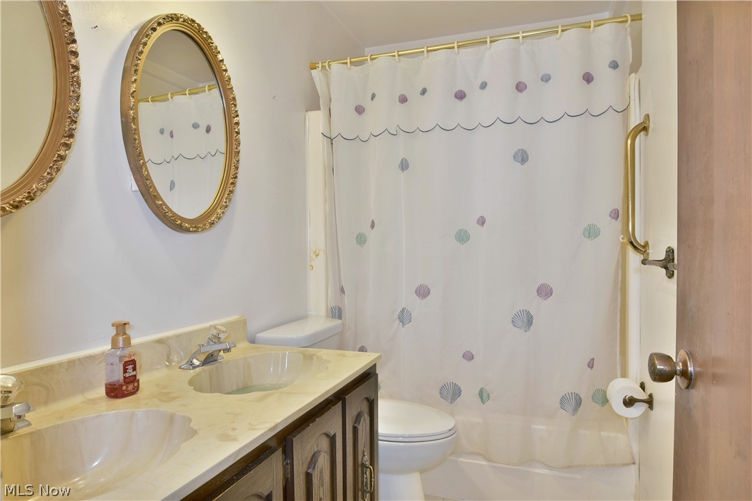 932 Hallock Young Road Warren, OH 44481 - Photo 20 of 35 Gallery Image 20