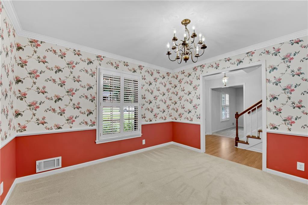 4589 Holliston Road Dunwoody, GA 30360 - Photo 5 of 43