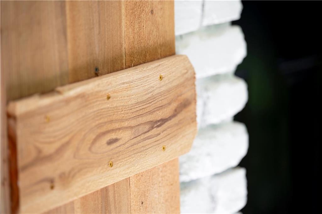2773 Pasco Lane Southeast Atlanta, GA 30316 - Photo 30 of 40 a bathroom with a sink and toilet