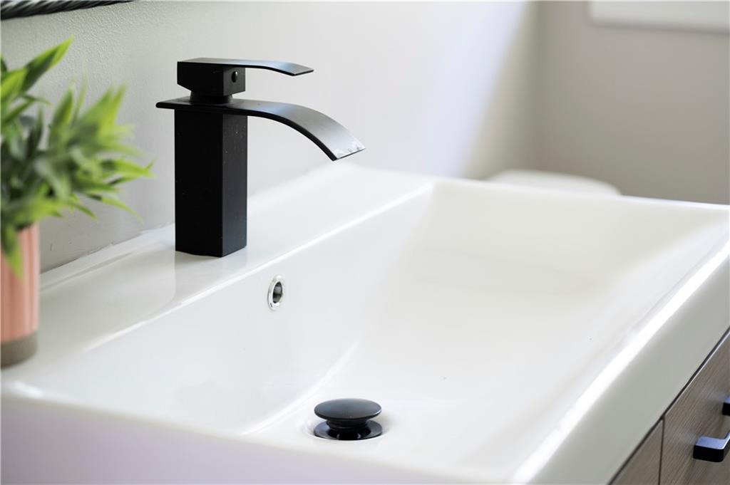 2773 Pasco Lane Southeast Atlanta, GA 30316 - Photo 33 of 40 a close view of sink