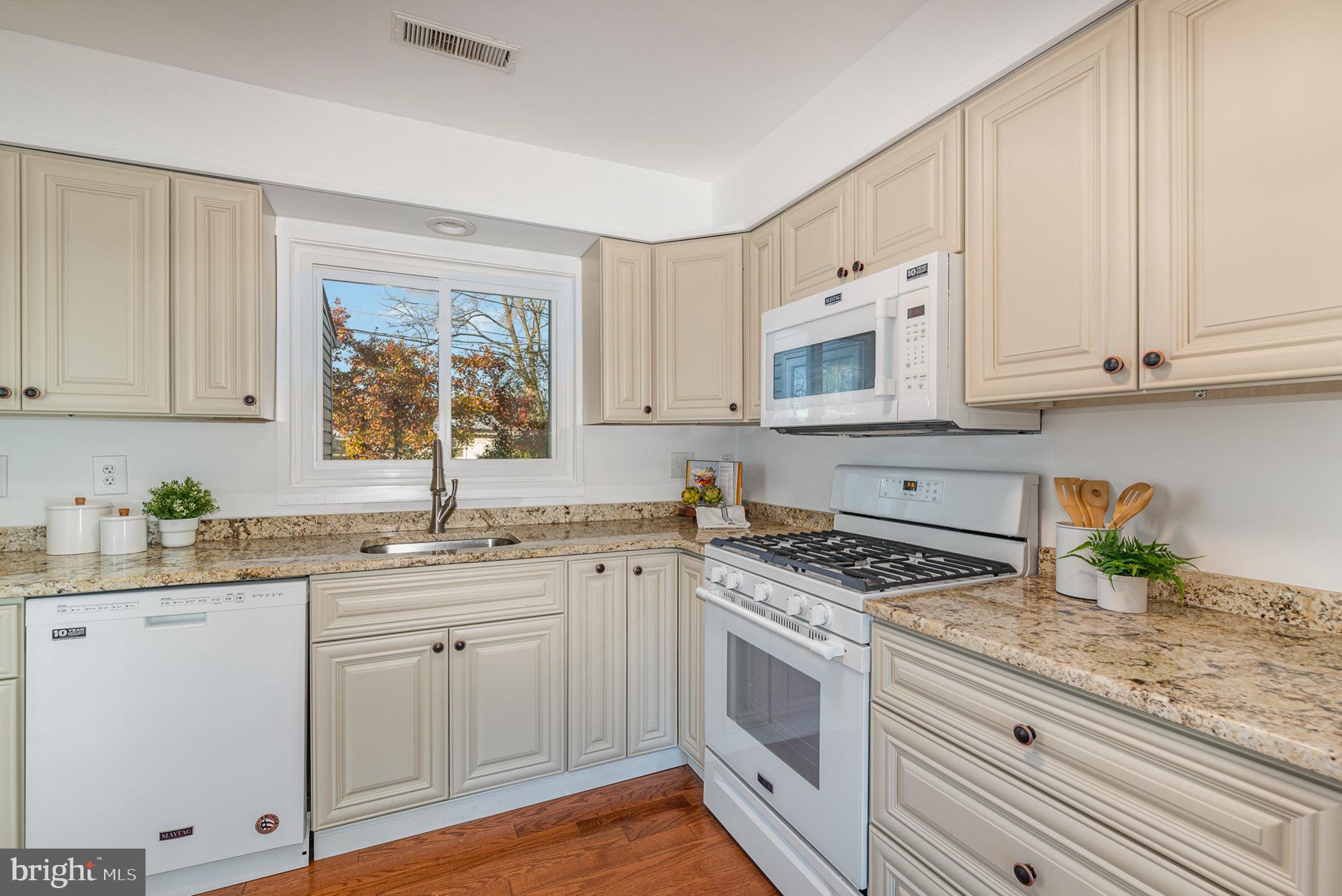 8 Dunwich Road Lutherville-Timonium, MD 21093 - Photo 12 of 23 Gallery Image 12