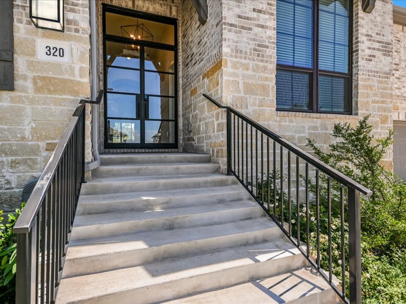 320 Old Stone Road Austin, TX 78737 - Photo 4 of 40