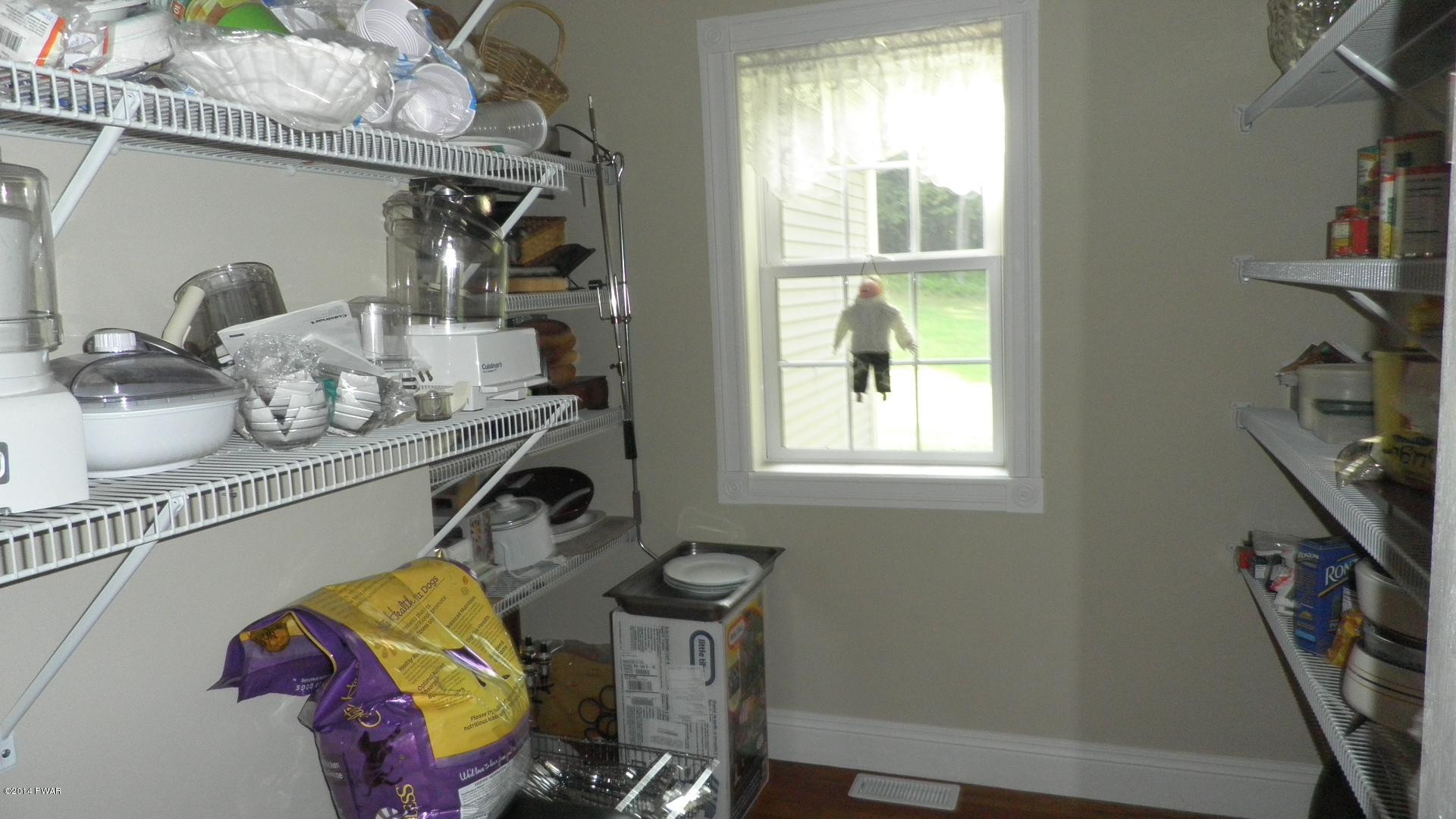 175 Meadow Ridge Acres Road Dingmans Ferry, PA 18328 - Photo 21 of 46 Gallery Image 21