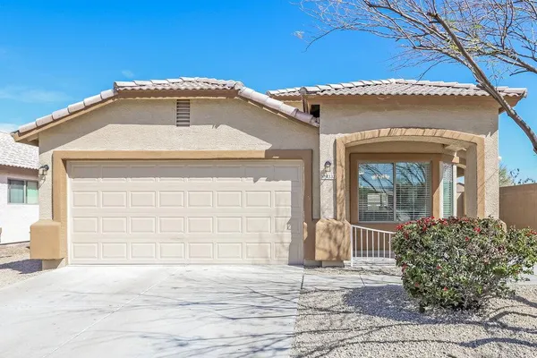 $2,280 | 4332 West Alta Vista Road, Laveen, AZ 85339