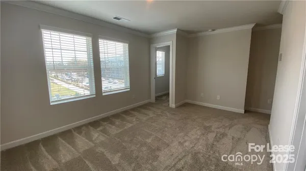 $2,275 | 3860 Memorial Parkway, Unit 27, Charlotte, NC 28217