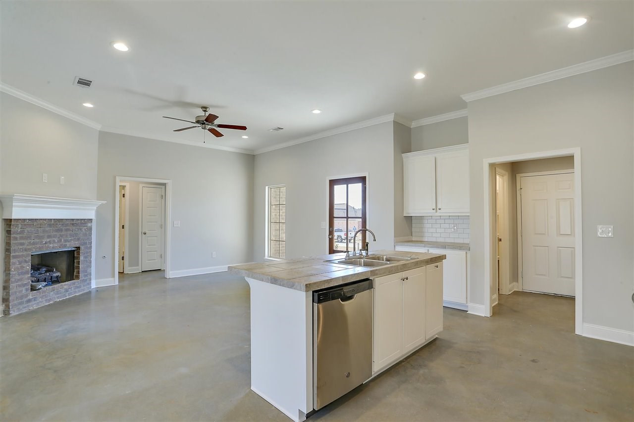 1203 Addison Ln. Brandon, MS 39042 - Photo 6 of 24 Photo 6