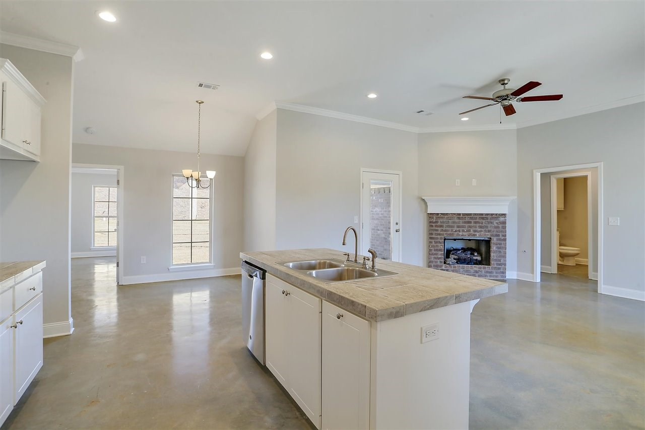 1203 Addison Ln. Brandon, MS 39042 - Photo 7 of 24 Photo 7
