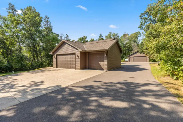 $559,900 | 33921 Wild Wind Ranch Drive, Crosslake, MN 56442