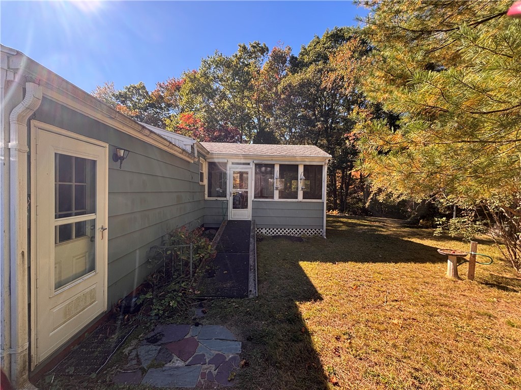 595 Lafayette Road North Kingstown, RI 02852 - Photo 4 of 17 Gallery Image 4