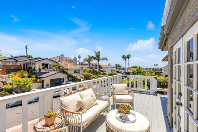 $2,950,000 | 210 West Avenida Gaviota, San Clemente, CA 92672