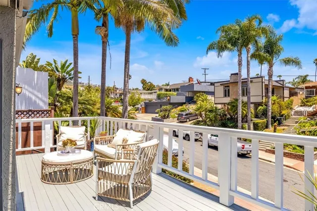 $2,950,000 | 210 West Avenida Gaviota, San Clemente, CA 92672