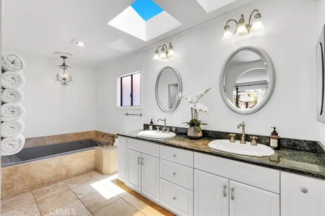 $2,950,000 | 210 West Avenida Gaviota, San Clemente, CA 92672