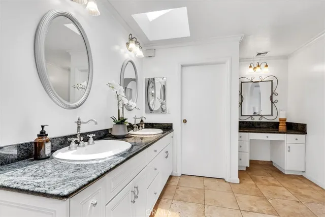 $2,950,000 | 210 West Avenida Gaviota, San Clemente, CA 92672