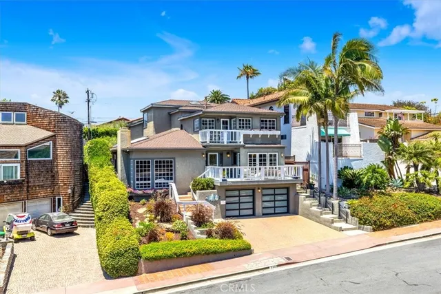 $2,950,000 | 210 West Avenida Gaviota, San Clemente, CA 92672
