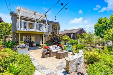 $2,950,000 | 210 West Avenida Gaviota, San Clemente, CA 92672