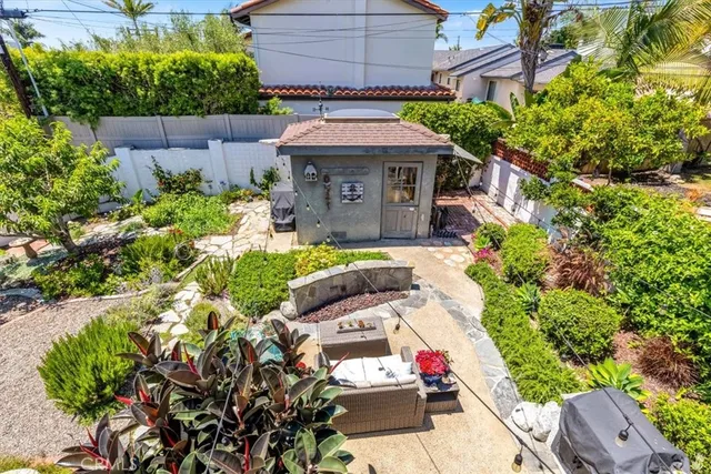 $2,950,000 | 210 West Avenida Gaviota, San Clemente, CA 92672