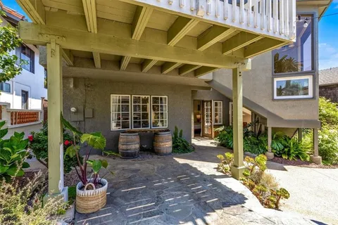 $2,950,000 | 210 West Avenida Gaviota, San Clemente, CA 92672