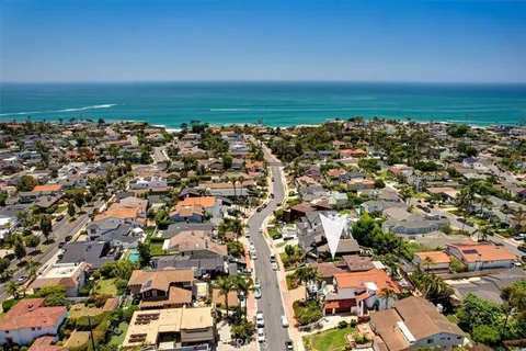 $2,950,000 | 210 West Avenida Gaviota, San Clemente, CA 92672