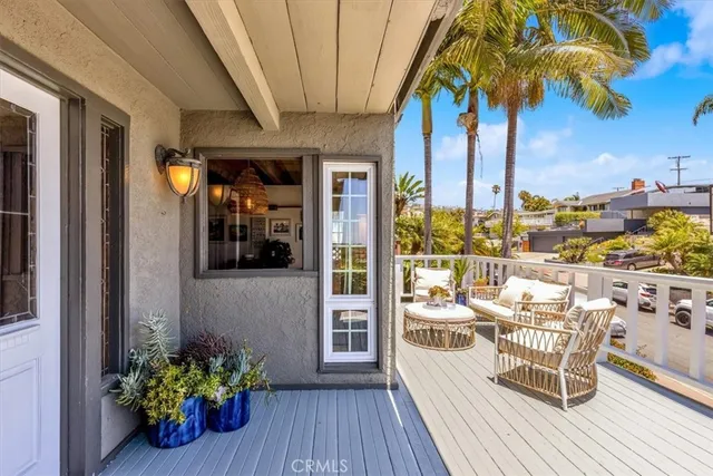 $2,950,000 | 210 West Avenida Gaviota, San Clemente, CA 92672