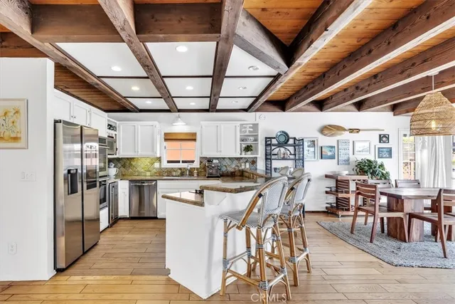 $2,950,000 | 210 West Avenida Gaviota, San Clemente, CA 92672